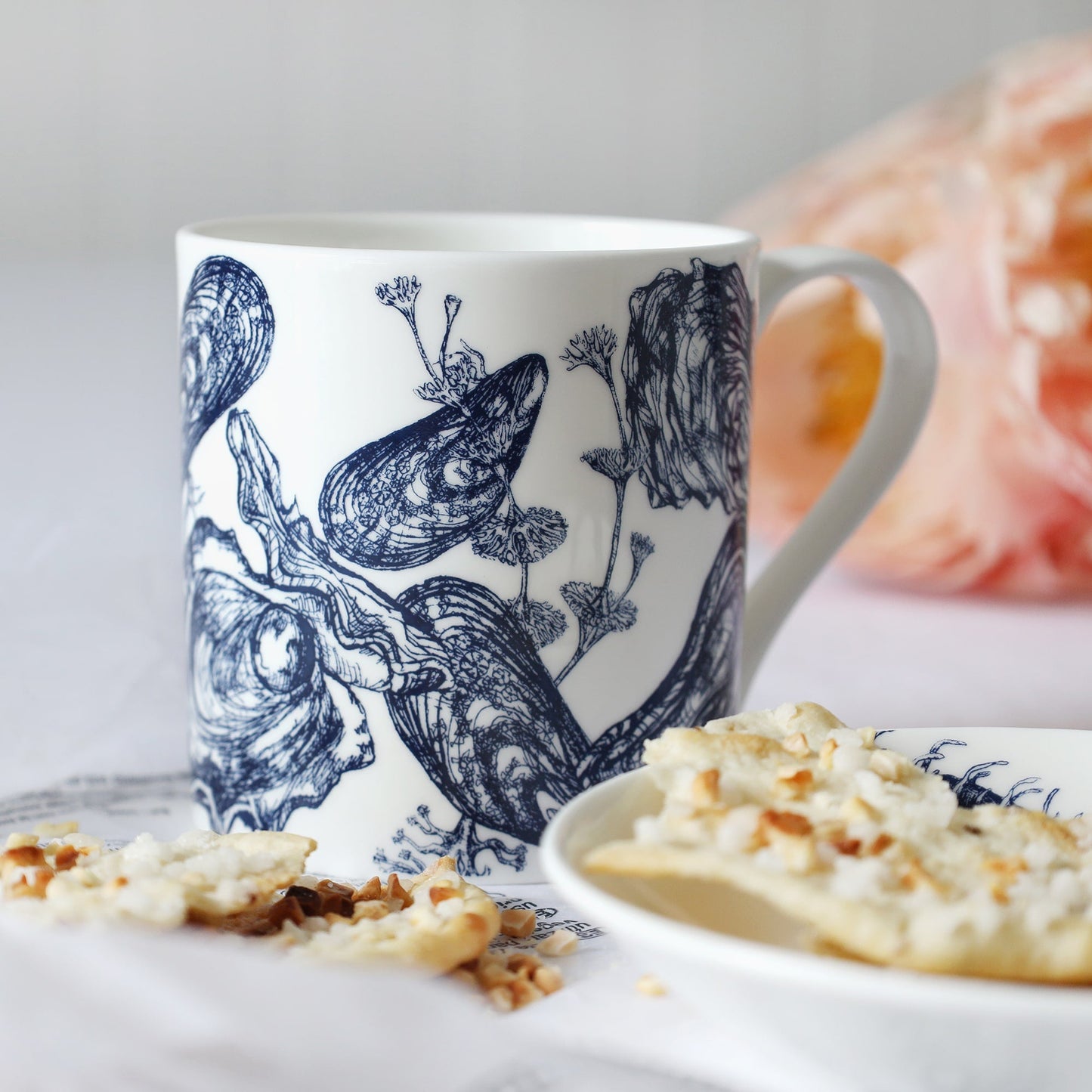 Bone China Mussel & Oyster Mug