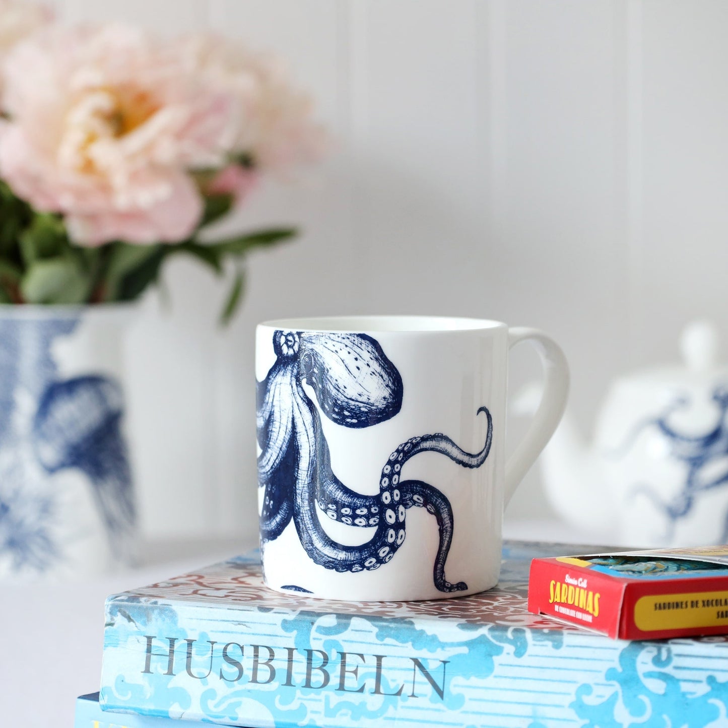 Bone China Octopus Mug