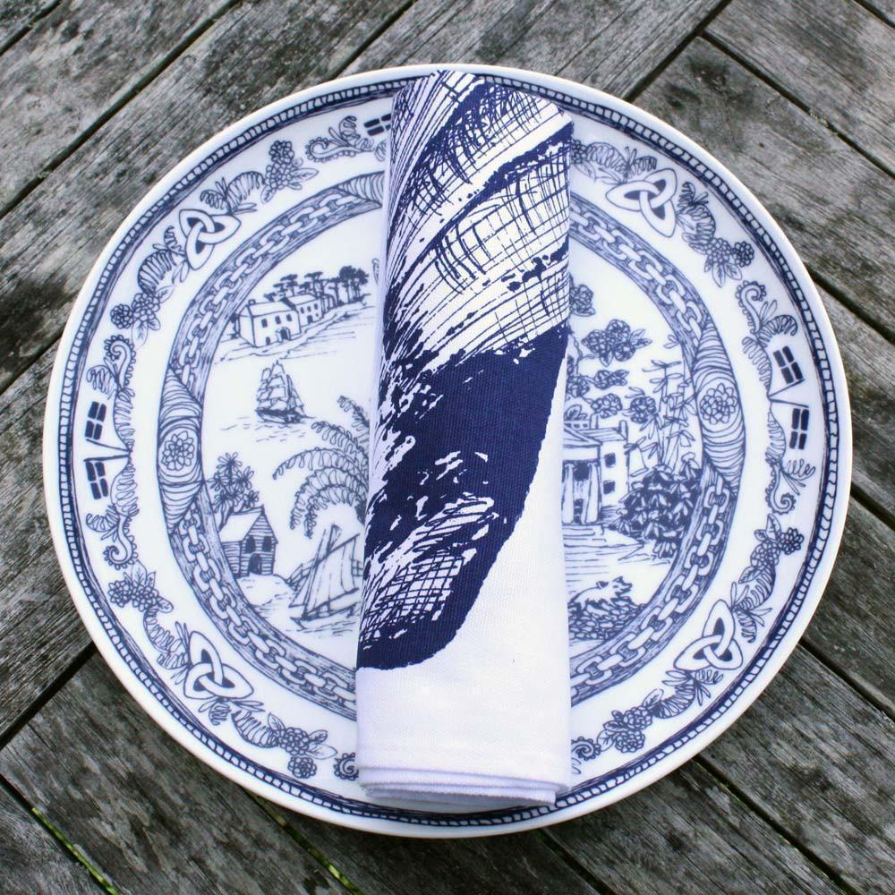 Bone China Willow Pattern Dinner Plate